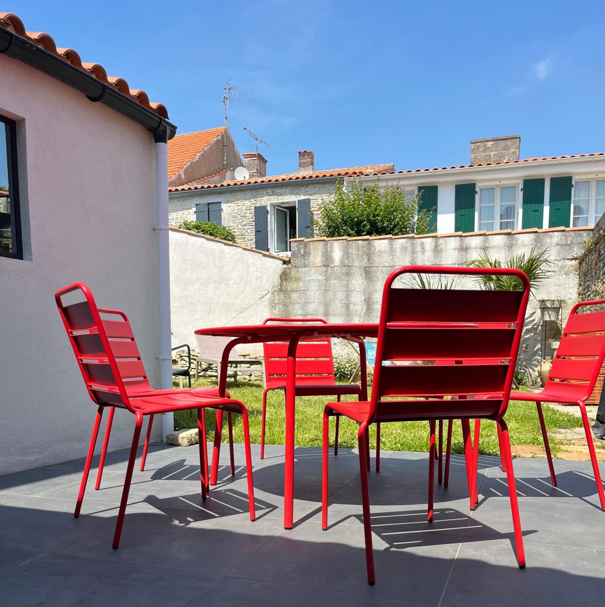 Elegante Maison Familiale Au Coeur Des Remparts De La Citadelle Le Chateau-d'Oleron Exterior foto