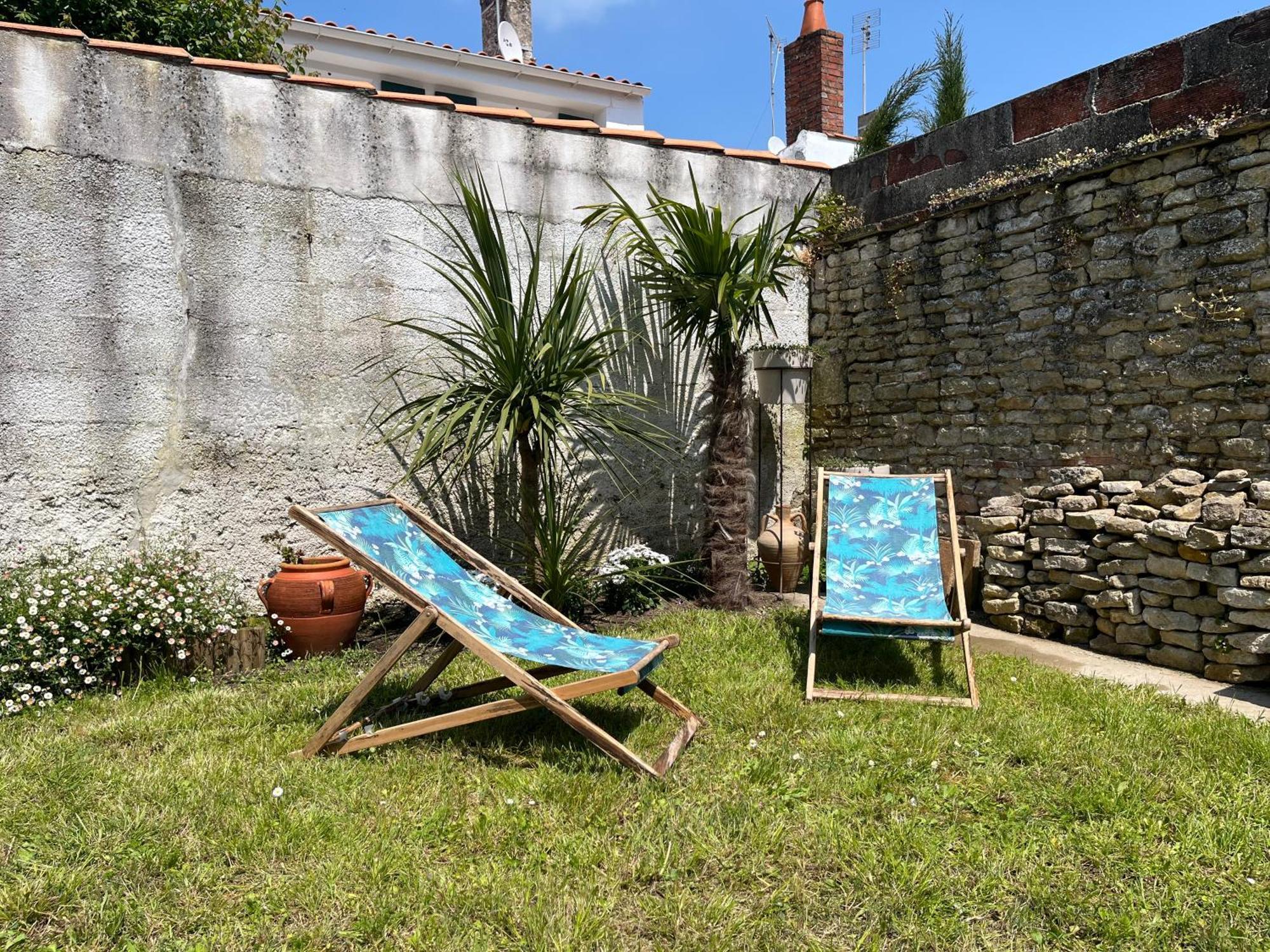 Elegante Maison Familiale Au Coeur Des Remparts De La Citadelle Le Chateau-d'Oleron Exterior foto